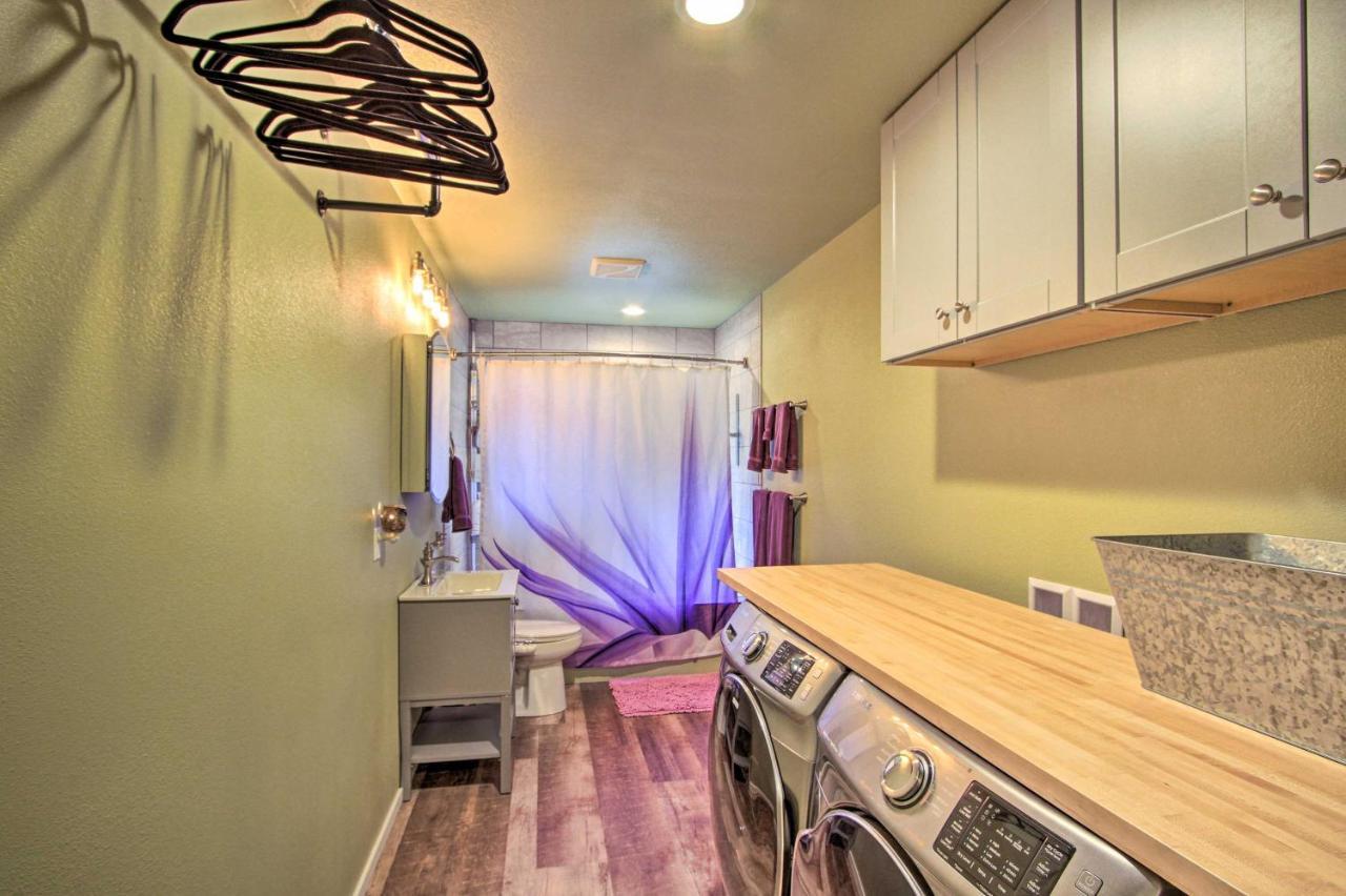 Charming Port Angeles Studio With Deck And Views! Leilighet Eksteriør bilde